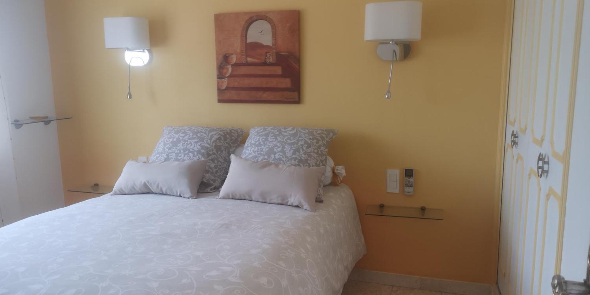 Appartement Dans Villa Avec Piscine Et Jardin Marguerittes Ngoại thất bức ảnh