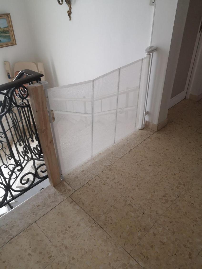 Appartement Dans Villa Avec Piscine Et Jardin Marguerittes Ngoại thất bức ảnh